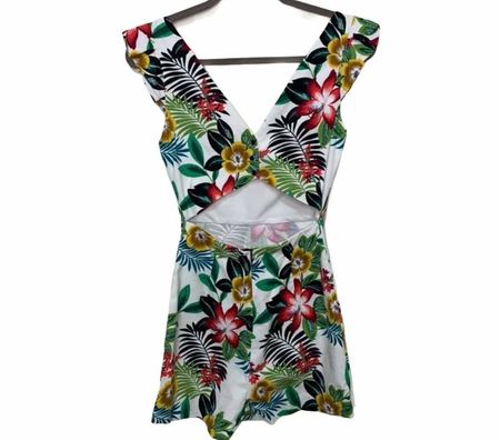 Buy & Sell Clothes Bangalore - Photos for Women's tropical print romper,Sequinned noodlestrap crop top