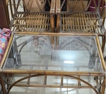 Used Furniture for Sale 24 Parganas - Photos for CANWOOD TABLE WITH GLASS, CANEWOOD CHAIRS, WOODEN TABLE SET