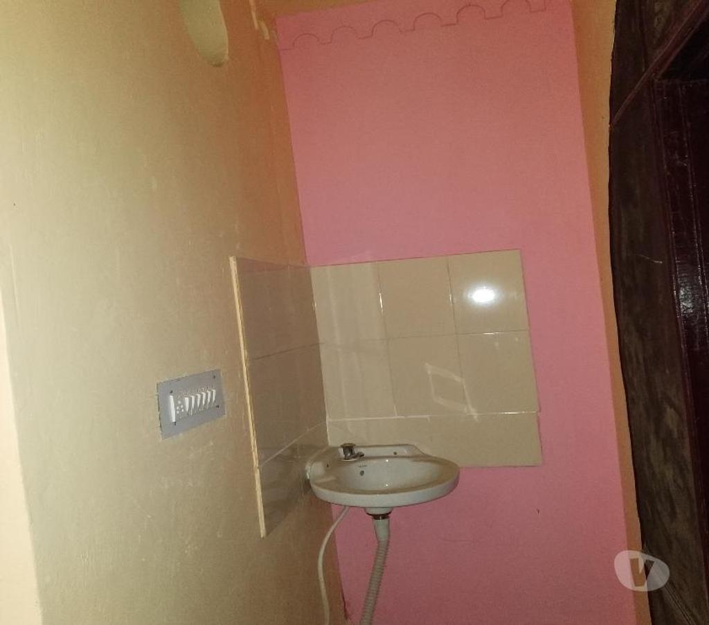 Houses & Flats for sale Lucknow - Photos for Two Room set 400 Sq Ft at 30 Lakh in LDA Colony Kanpur Road 