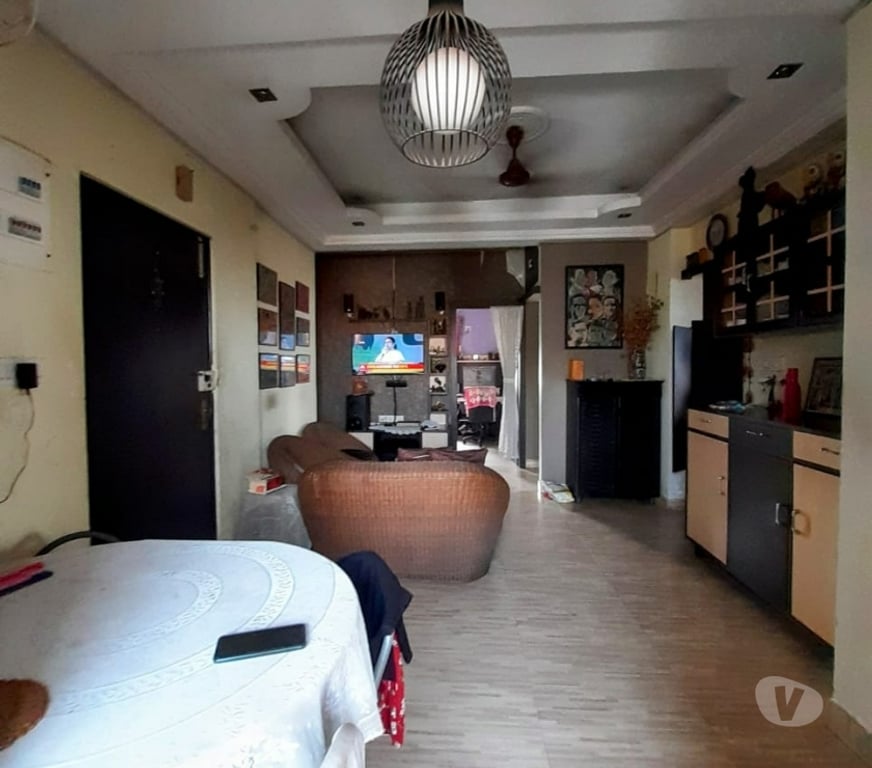 Houses & Flats for sale Kolkata - Photos for 3BHK Semi Furnished Flat For Sale near EM Bypass Kolkata
