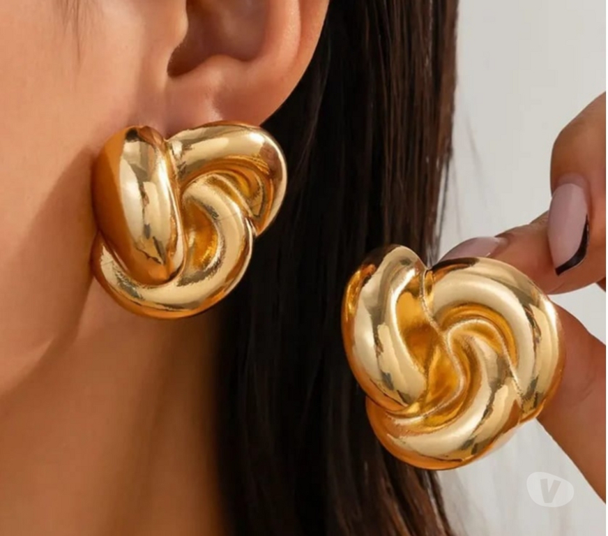 Fashion accessories Chennai - Photos for Chunky Hoop Earrings By Ishhaara