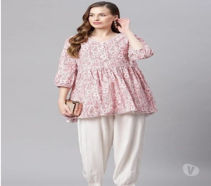 Buy & Sell Clothes Kolkata - Photos for Baby Pink Floral Printed Peplum Top
