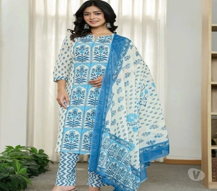 Buy & Sell Clothes Kolkata - Photos for Elegant Blue and White Floral Printed Jaipuri Kurta Set