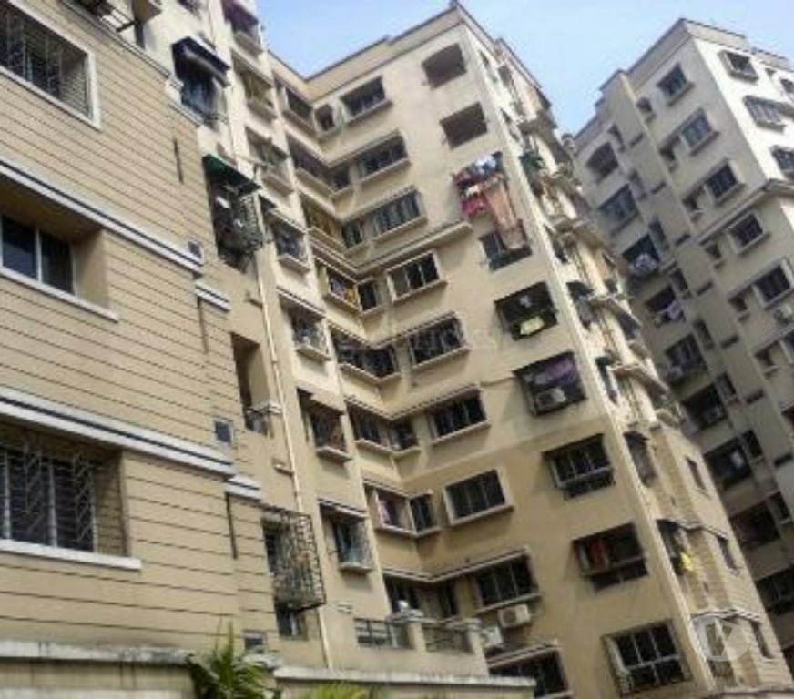 Houses & Flats for sale Kolkata - Photos for 3BHK Flat For Sale At Shyambazar Near Kolkata Station