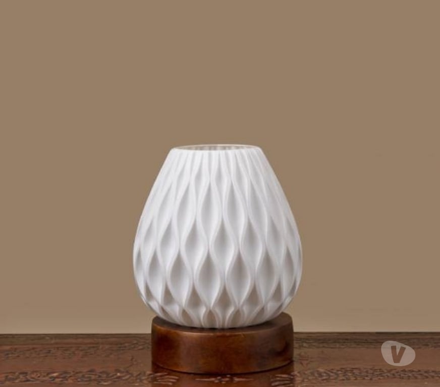 Buy & Sell Gift Mumbai - Photos for Metal Table Lamps | Luxury Designer Table Lamps