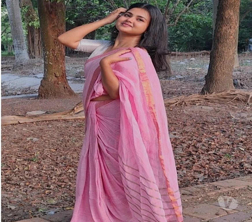 Buy & Sell Clothes Kolkata - Photos for Classic Pink Handloom Linen Saree