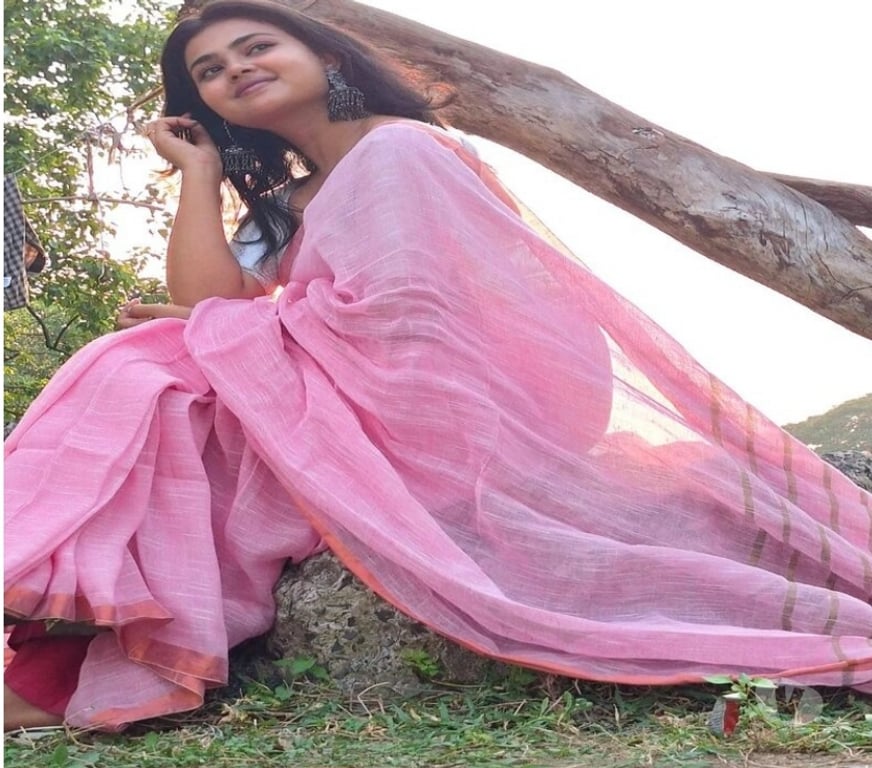 Buy & Sell Clothes Kolkata - Photos for Classic Pink Handloom Linen Saree