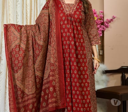 Buy & Sell Clothes - Photos for Rich Rust Red Hand Block Floral Print A-Line Kurta