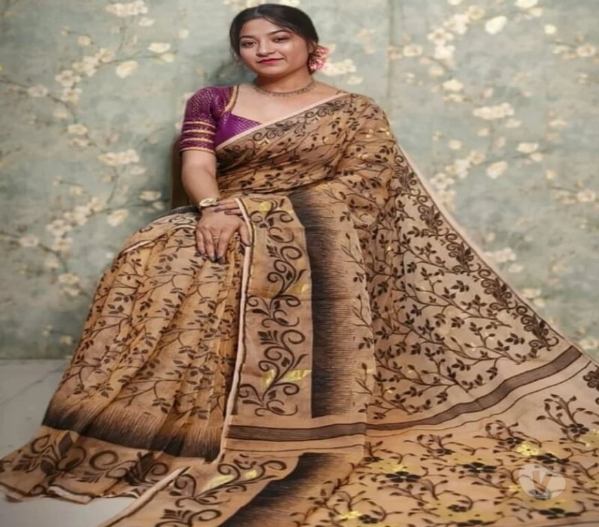Buy & Sell Clothes Kolkata - Photos for Brown Soft Jamdani Saree