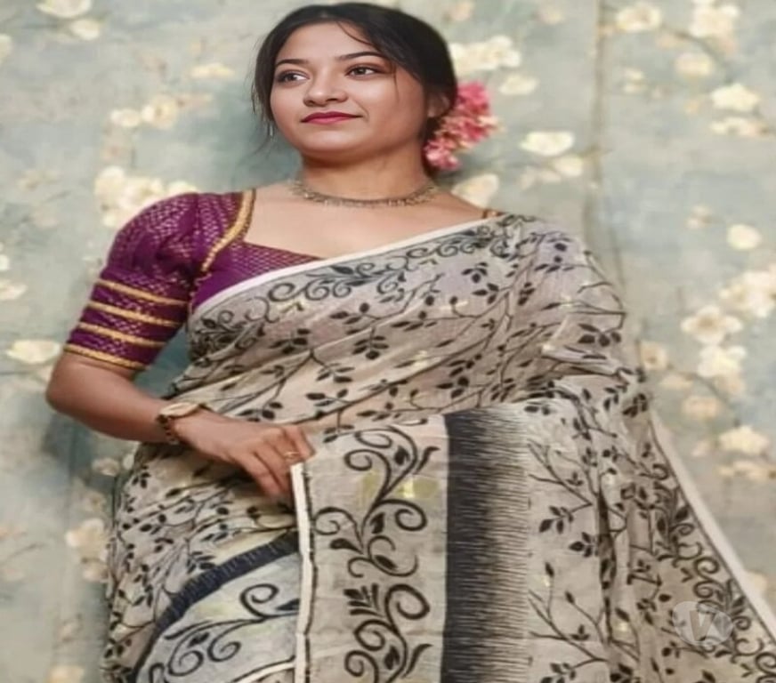 Buy & Sell Clothes Kolkata - Photos for Off-White Designer Soft Jamdani Saree