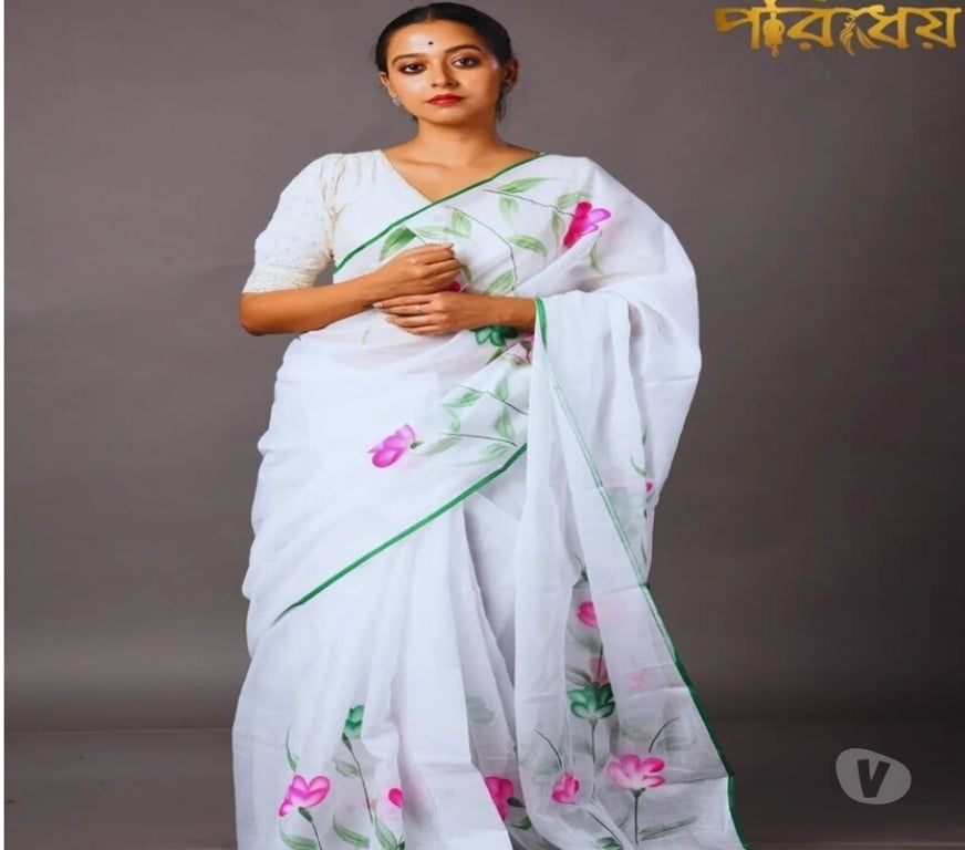 Buy & Sell Clothes Kolkata - Photos for White Mulmul Cotton Saree with Floral Print for Durga Puja